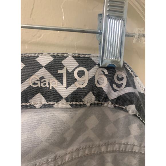 GAP 1969 Legging Jean, Grey and White Geometric Pattern, Size 31, US Size 12 - Picture 7 of 9
